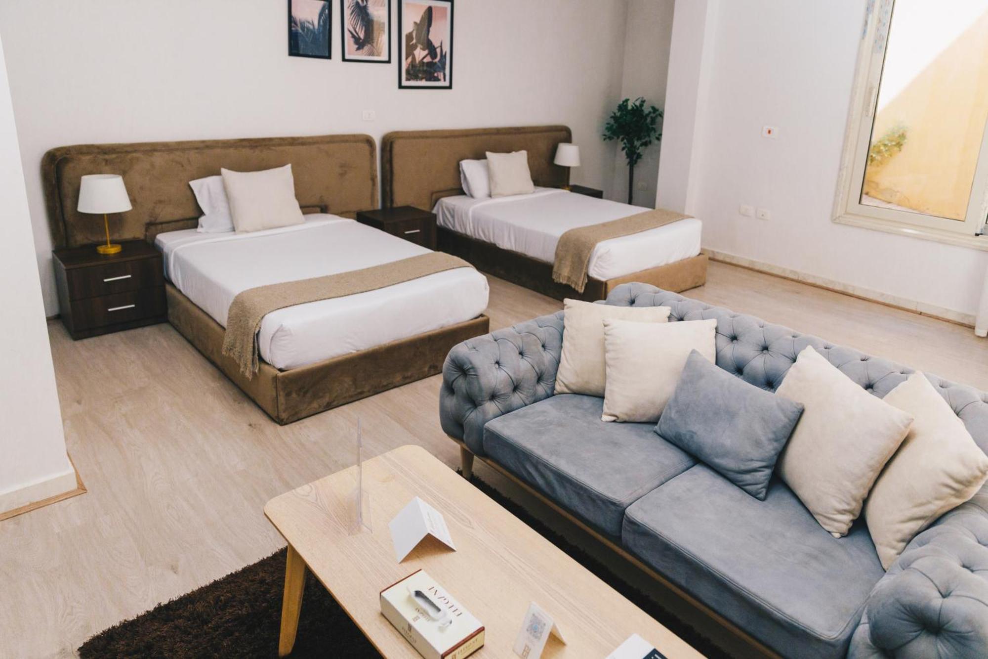 The Seven Six Near Waterway 5a Mall By Elegant Apartamento El Cairo
